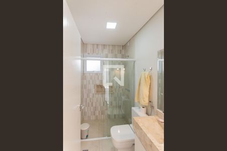 Banheiro da Suíte 1 de casa de condomínio à venda com 4 quartos, 360m² em Swiss Park, Campinas