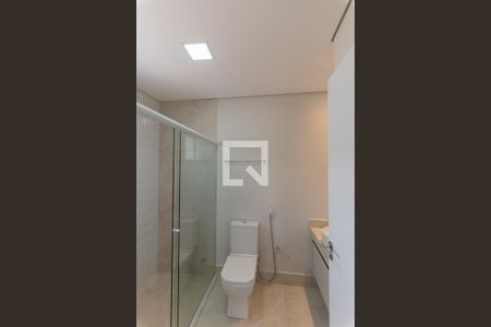 Casa de condomínio à venda com 360m², 4 quartos e 4 vagasBanheiro da Suíte 3