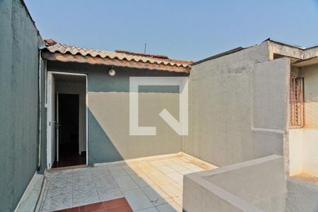 Casa para alugar com 119m², 2 quartos e 1 vaga Casa para alugar com 119m², 2 quartos e 1 vagaVaranda