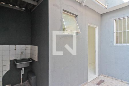 Casa para alugar com 119m², 2 quartos e 1 vaga Casa para alugar com 119m², 2 quartos e 1 vagaÁrea de Serviço