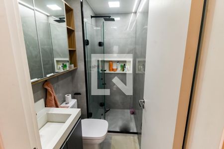 Banheiro de apartamento à venda com 2 quartos, 49m² em Vila Andrade, São Paulo