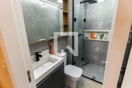 Apartamento à venda com 49m², 2 quartos e 1 vaga Apartamento à venda com 49m², 2 quartos e 1 vagaBanheiro