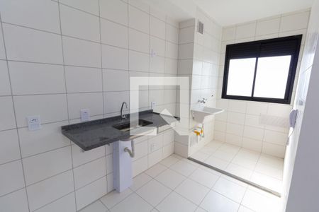 Apartamento para alugar com 37m², 2 quartos e 1 vaga Apartamento para alugar com 37m², 2 quartos e 1 vagaCozinha e Área de Serviço