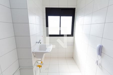 Apartamento para alugar com 37m², 2 quartos e 1 vaga Apartamento para alugar com 37m², 2 quartos e 1 vagaCozinha e Área de Serviço