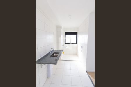 Apartamento para alugar com 37m², 2 quartos e 1 vaga Apartamento para alugar com 37m², 2 quartos e 1 vagaCozinha e Área de Serviço