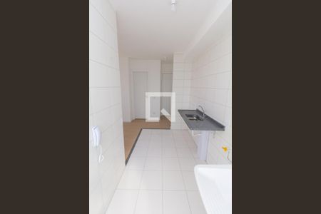 Apartamento para alugar com 37m², 2 quartos e 1 vaga Apartamento para alugar com 37m², 2 quartos e 1 vagaCozinha e Área de Serviço
