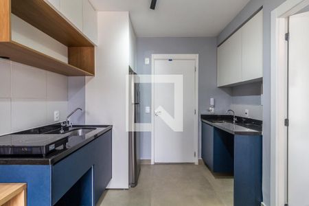 Cozinha de apartamento para alugar com 1 quarto, 29m² em Pinheiros, São Paulo