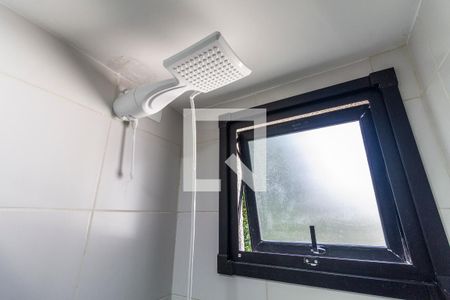 Banheiro de apartamento para alugar com 1 quarto, 29m² em Pinheiros, São Paulo