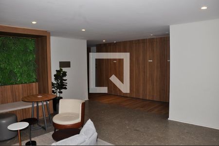 Apartamento para alugar com 80m², 2 quartos e 1 vaga Apartamento para alugar com 80m², 2 quartos e 1 vagaHall de entrada