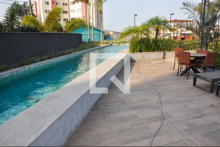 Apartamento para alugar com 80m², 2 quartos e 1 vaga Apartamento para alugar com 80m², 2 quartos e 1 vagaÁrea comum - Piscina
