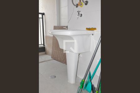 Apartamento para alugar com 80m², 2 quartos e 1 vaga Apartamento para alugar com 80m², 2 quartos e 1 vagaDetalhe - Área de Serviço