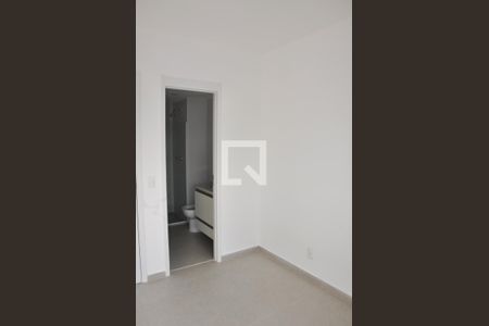 Apartamento para alugar com 80m², 2 quartos e 1 vaga Apartamento para alugar com 80m², 2 quartos e 1 vagaDetalhe - Quarto 02 com Suíte
