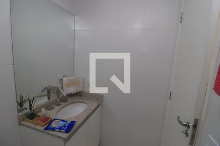 Apartamento à venda com 84m², 3 quartos e 2 vagasBanheiro Social