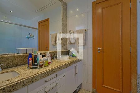 Apartamento à venda com 163m², 4 quartos e 3 vagasSuíte 1