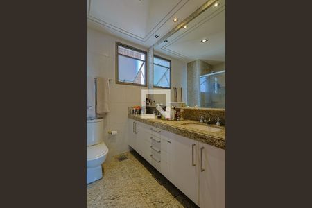 Apartamento à venda com 163m², 4 quartos e 3 vagasSuíte 1