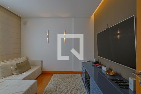 Apartamento à venda com 163m², 4 quartos e 3 vagasQuarto 2