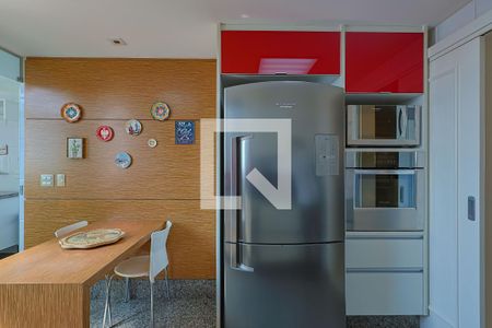 Apartamento à venda com 163m², 4 quartos e 3 vagasCozinha