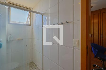 Apartamento à venda com 163m², 4 quartos e 3 vagasSuíte 2