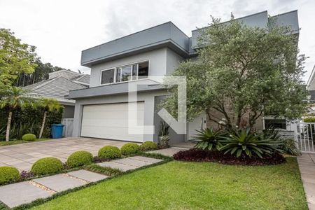 Casa de condomínio à venda com 337m², 3 quartos e 2 vagasFachada