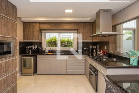 Casa de condomínio à venda com 337m², 3 quartos e 2 vagasCozinha