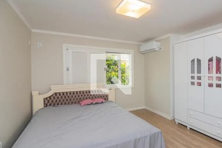 Casa à venda com 303m², 4 quartos e 2 vagasQuarto 3