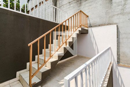 Casa para alugar com 100m², 2 quartos e 2 vagas Casa para alugar com 100m², 2 quartos e 2 vagasQuintal