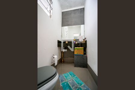 Casa à venda com 120m², 2 quartos e 1 vagaBanheiro de serviço