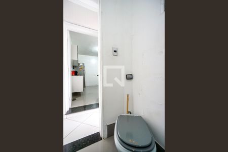 Casa à venda com 120m², 2 quartos e 1 vagaBanheiro de serviço