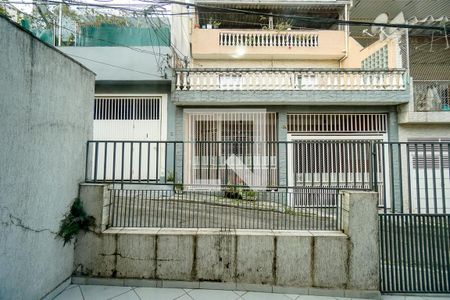 Vista da sala de casa à venda com 2 quartos, 120m² em Vila Carrão, São Paulo