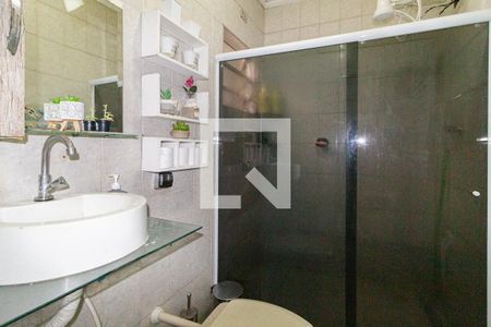 Casa à venda com 180m², 3 quartos e 2 vagasBanheiro