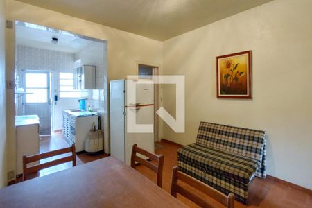 Sala de apartamento para alugar com 1 quarto, 34m² em Guilhermina, Praia Grande