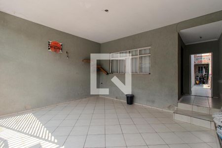 Casa para alugar com 180m², 3 quartos e 2 vagas Casa para alugar com 180m², 3 quartos e 2 vagasGaragem