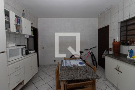 Casa para alugar com 180m², 3 quartos e 2 vagas Casa para alugar com 180m², 3 quartos e 2 vagasCozinha