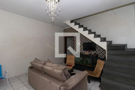 Sala de casa para alugar com 3 quartos, 180m² em Parque Edu Chaves, São Paulo