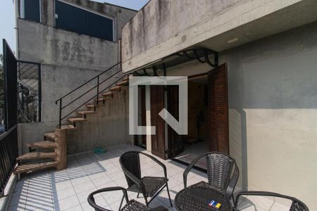 Casa para alugar com 180m², 3 quartos e 2 vagas Casa para alugar com 180m², 3 quartos e 2 vagasSacada