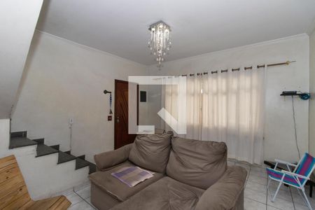 Sala de casa para alugar com 3 quartos, 180m² em Parque Edu Chaves, São Paulo