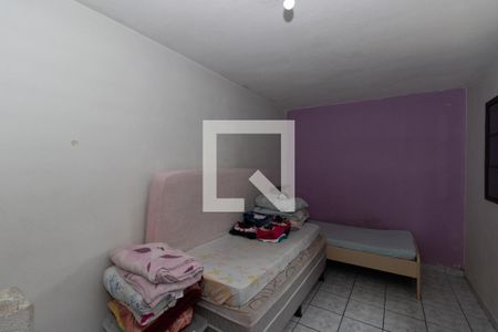 Casa para alugar com 180m², 3 quartos e 2 vagas Casa para alugar com 180m², 3 quartos e 2 vagasQuarto Suíte 2