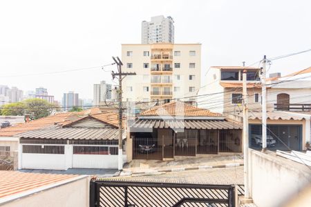 Vista  de casa para alugar com 2 quartos, 174m² em Centro, Osasco