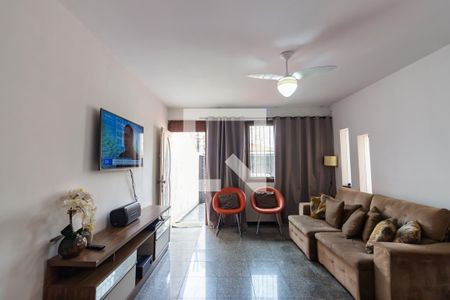 Sala  de casa para alugar com 2 quartos, 174m² em Centro, Osasco