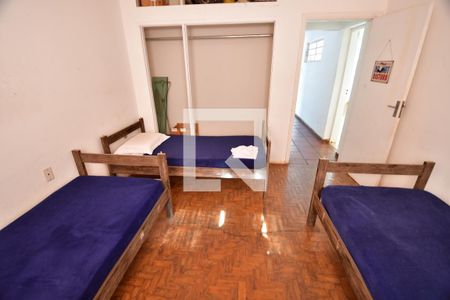 Casa à venda com 450m², 6 quartos e 3 vagasEdícula - Quarto 2