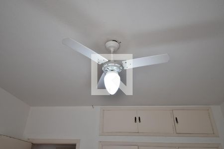 Casa à venda com 450m², 6 quartos e 3 vagasQuarto 2 - Armários