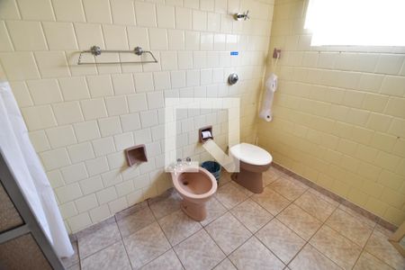 Casa à venda com 450m², 6 quartos e 3 vagasBanheiro