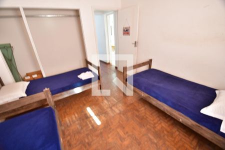 Casa à venda com 450m², 6 quartos e 3 vagasEdícula - Quarto 2