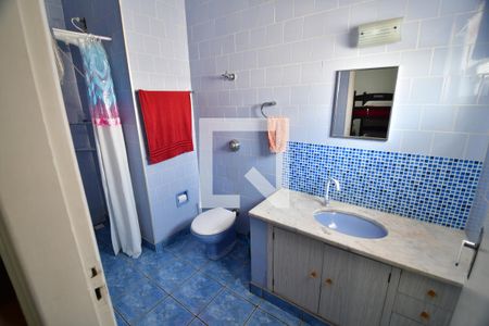 Casa à venda com 450m², 6 quartos e 3 vagasBanheiro Suíte