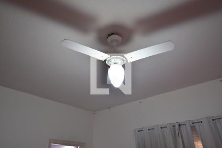 Casa à venda com 450m², 6 quartos e 3 vagasQuarto 3 - Suíte Detalhe