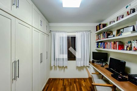 Apartamento à venda com 164m², 3 quartos e 3 vagasQuarto 2 - Suíte