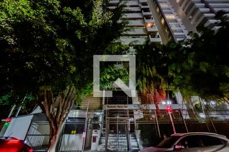 Apartamento à venda com 164m², 3 quartos e 3 vagasFachada