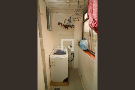 Apartamento à venda com 70m², 2 quartos e 1 vagaÁrea de Serviço