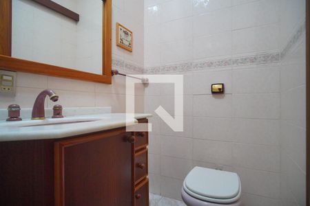 Casa para alugar com 900m², 4 quartos e 7 vagasBanheiro da Suíte 2