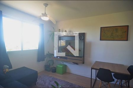 Sala de apartamento à venda com 2 quartos, 42m² em Rio Branco, Canoas